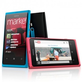 Nokia-Lumia-800_group1-345x345